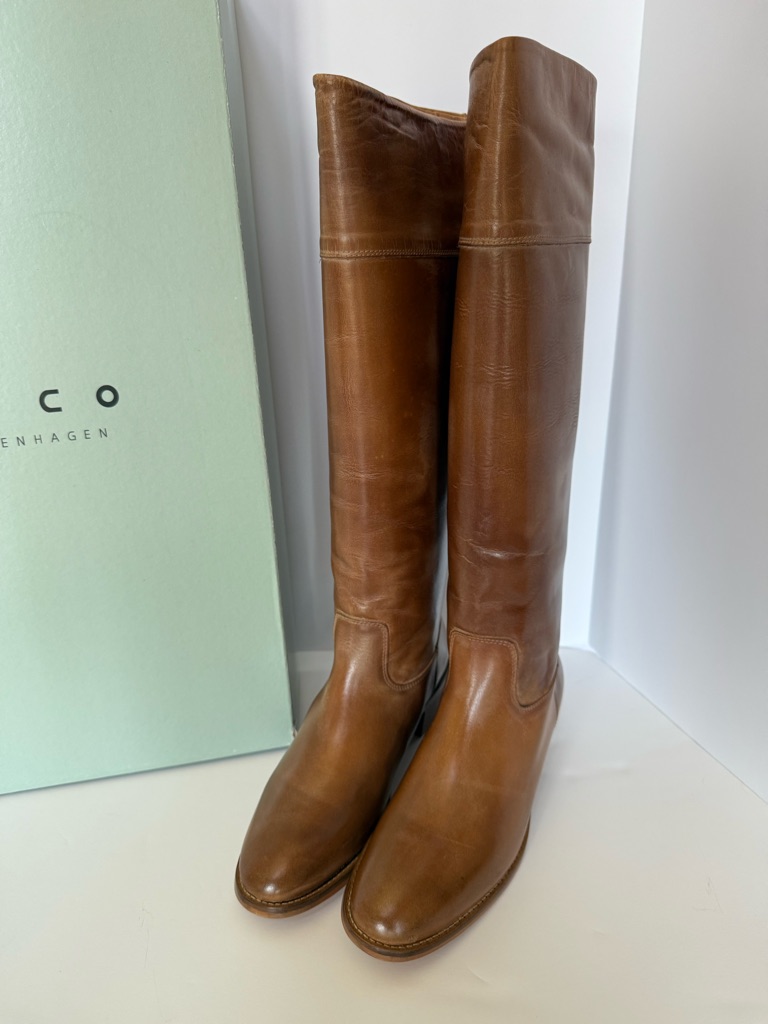 Dico Copenhagen Celina Cavalry Escovado Dark Tan Leather Boots, Size 40 — image 2 of 8